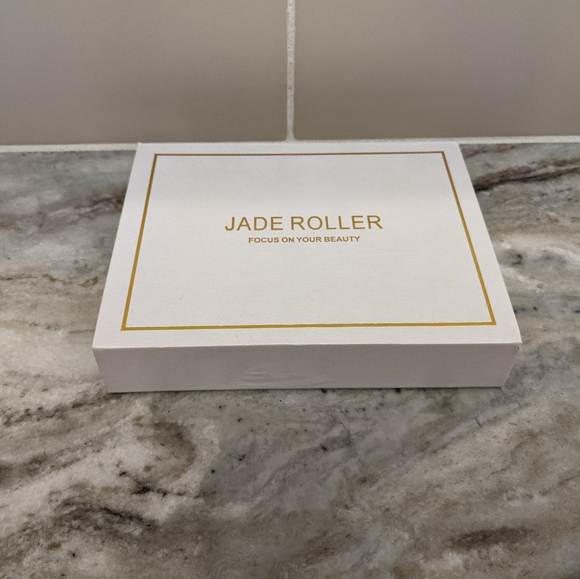 Baimei Jade Roller and Gua Sha NWOT - Picture 3 of 4